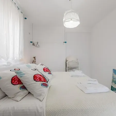 Sunkissed 1br Amazing Views By The Sea By Pikhost Lejlighed Sarandë